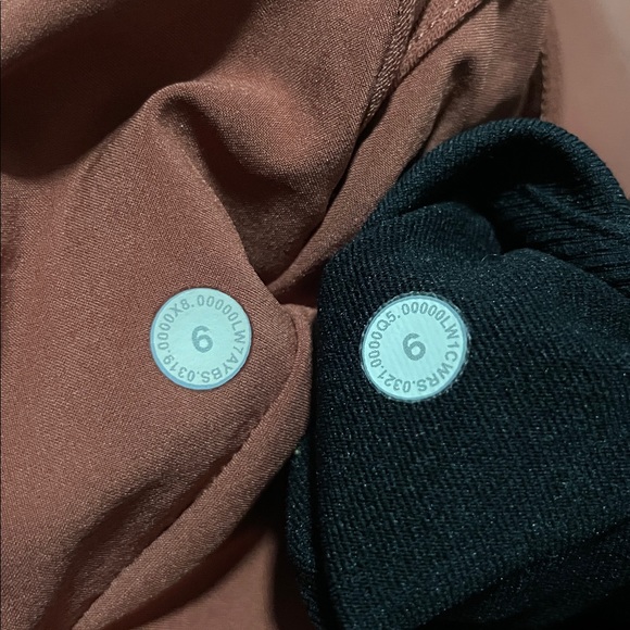 EUC Lululemon Casual Bundle. Size 6 - Picture 12 of 12